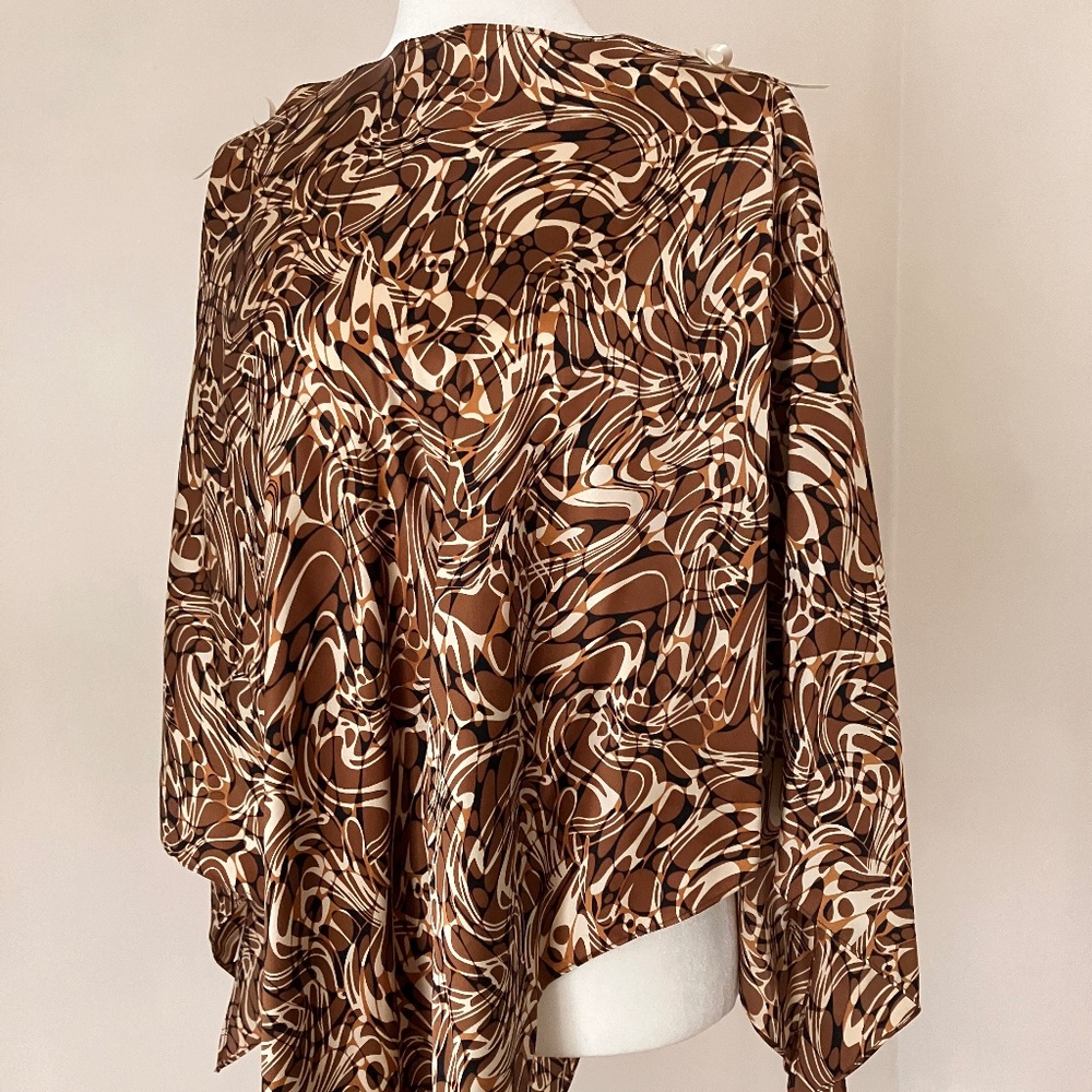 SILK HOLT RENFREW TOP - Picture 16 of 16